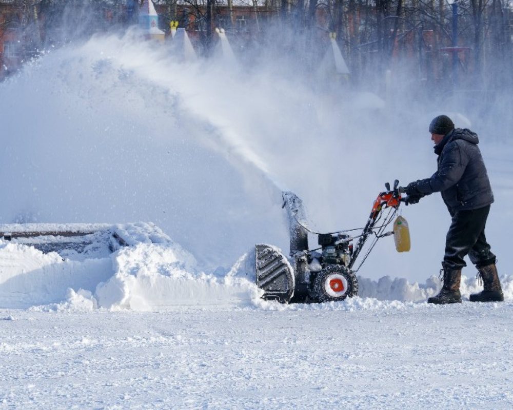 Top Snow Removal Equipment Picks for Businesses: Clearing Sidewalks with Ease