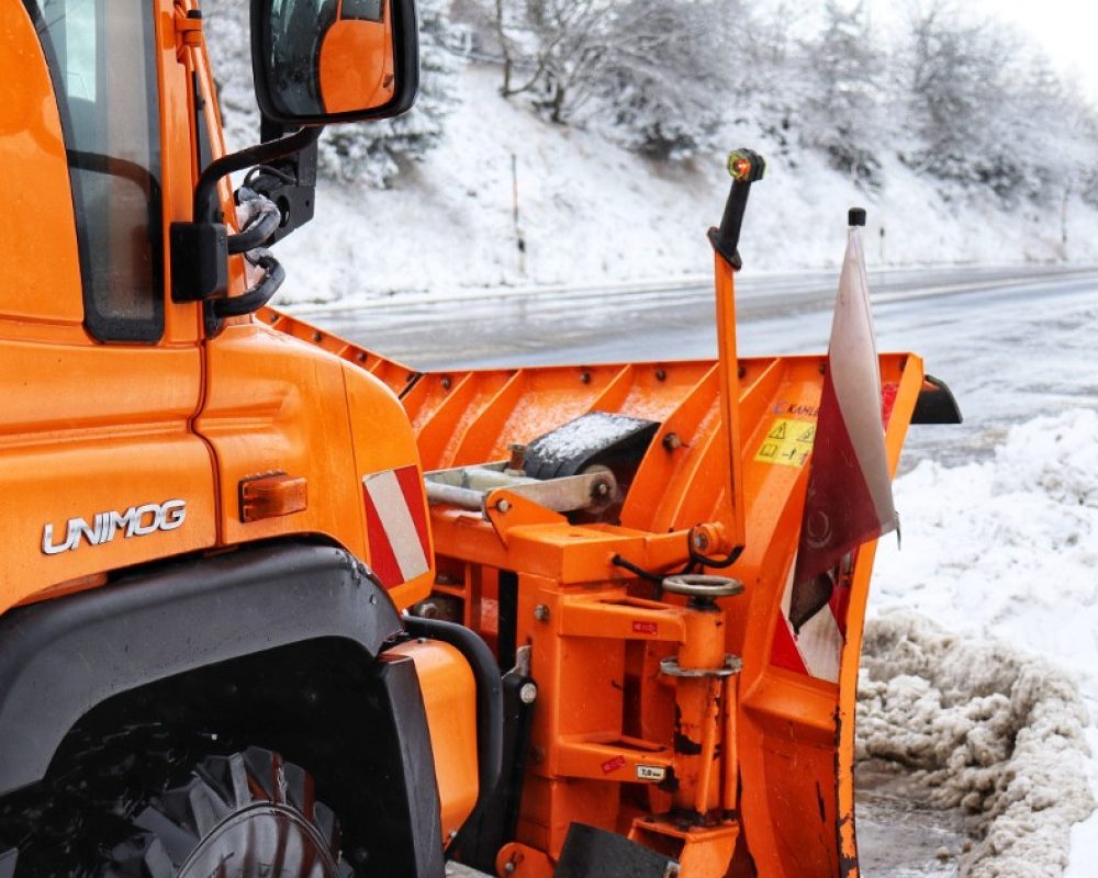 Snow Plowing or Snow Blowing? A Business Owner’s Guide to Winter Maintenance